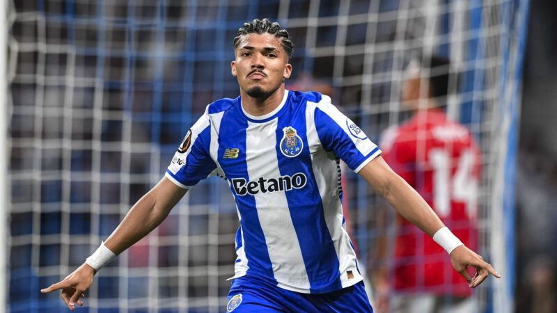 Newcastle United summer rebuild to begin with £43.5m Brazilian winger: report