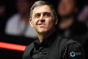 O’Sullivan overcomes Crucible misstep to lead World Championship opener