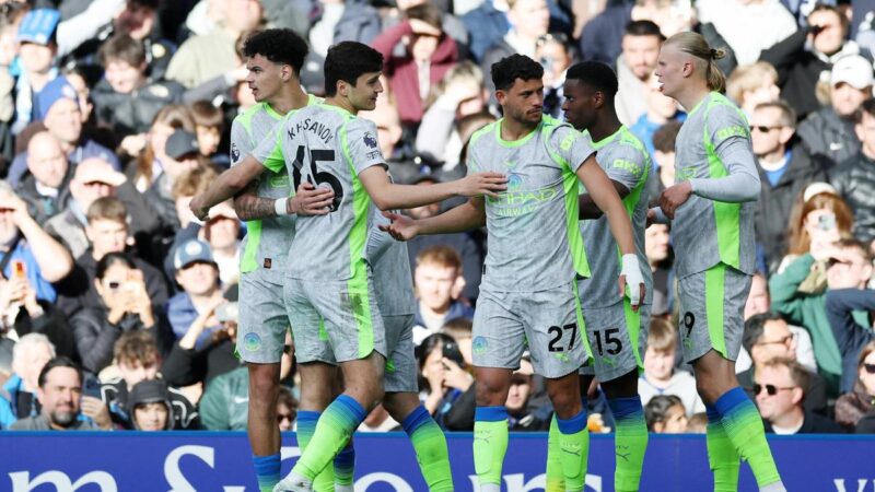 Premier League 2025-26 — Man City routs Chelsea to close gap on leaders Arsenal