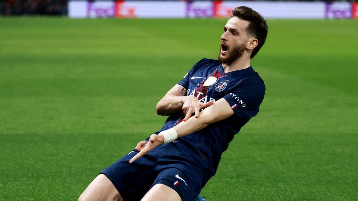 PSG vs Liverpool — Salah left on bench as toothless Liverpool loses 0 2 in Champions League