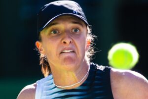 Raducanu’s former coach Roig hired by Swiatek two months after split from Brit