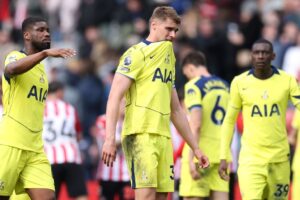 Report: Relegation looks increasingly inevitable for slumping Spurs