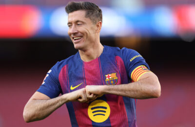 Report Tare meets Lewandowski’s agent but Milan talks stall