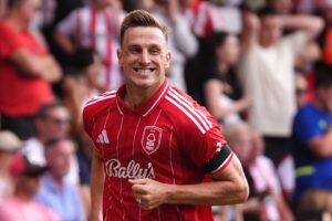 Returning Wood starts as Forest make NINE changes at Porto LIVE!