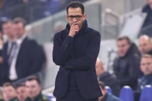 Sources: Chelsea bosses in talks over Rosenior