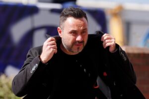 Sunderland v Tottenham LIVE: Richarlison and Solanke start as De Zerbi names attacking line-up in first Spurs game