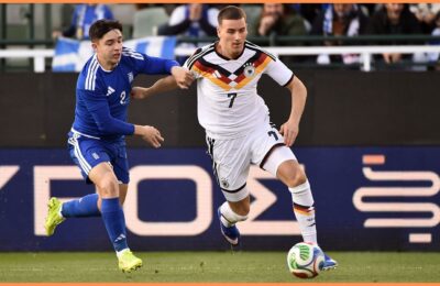 Talks “ongoing” as club keen to sell Man United & Chelsea transfer target quickly