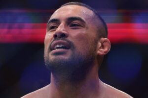 UFC 327: Carlos Ulberg Knocks Out Jiri Prochazka Despite Exploded Knee