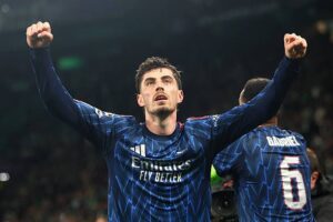 Watch: Havertz snatches victory for Arsenal in stoppage time after heroic David Raya performance