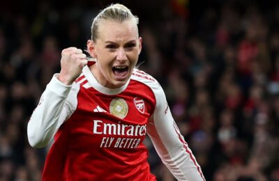 WCL: Chelsea vs Arsenal LIVE!