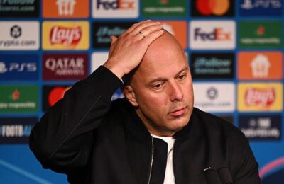 “Wrong signals” – Paul Robinson tears into Arne Slot after PSG defeat